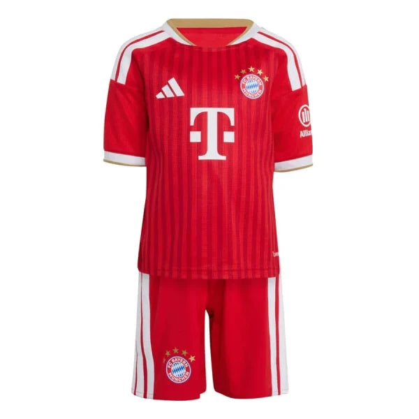 Naujiena!!! : Miuncheno "Bayern" namų apranga - 2026/2027 m. sezonas, vaikams